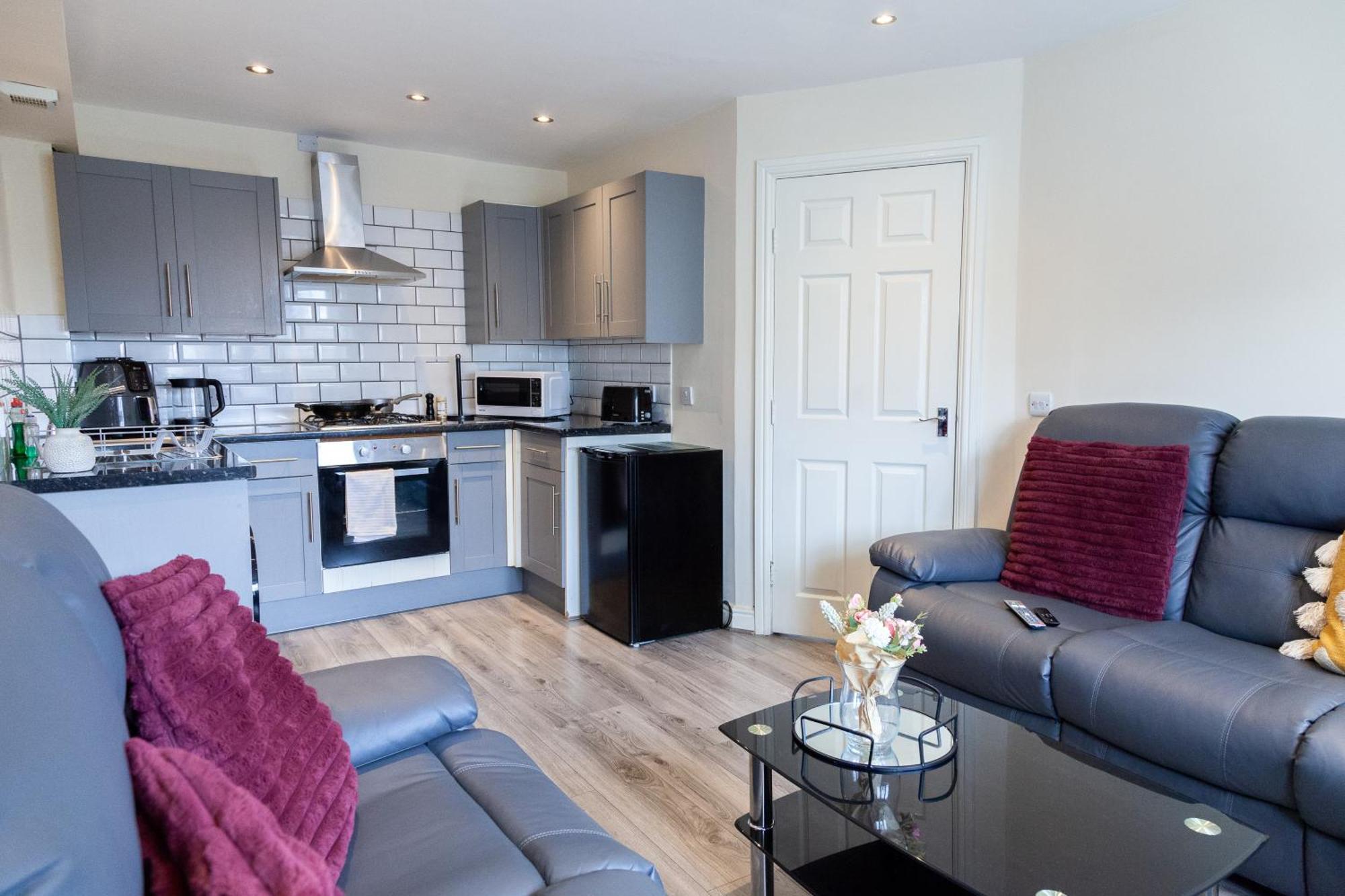 Pinfold Court Apartments Knowsley Εξωτερικό φωτογραφία