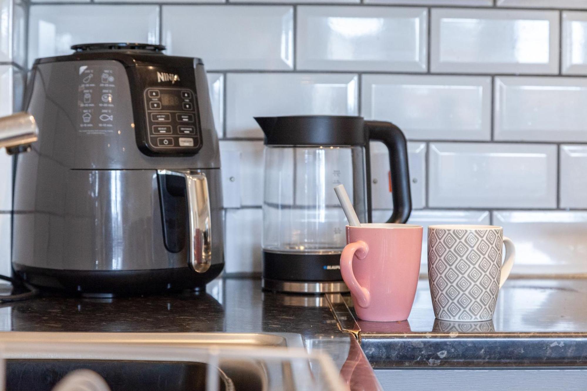 Pinfold Court Apartments Knowsley Εξωτερικό φωτογραφία