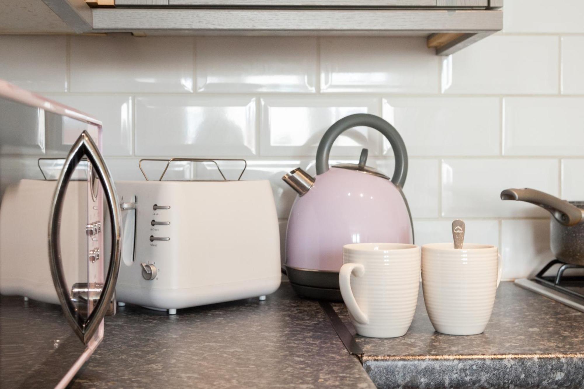 Pinfold Court Apartments Knowsley Εξωτερικό φωτογραφία