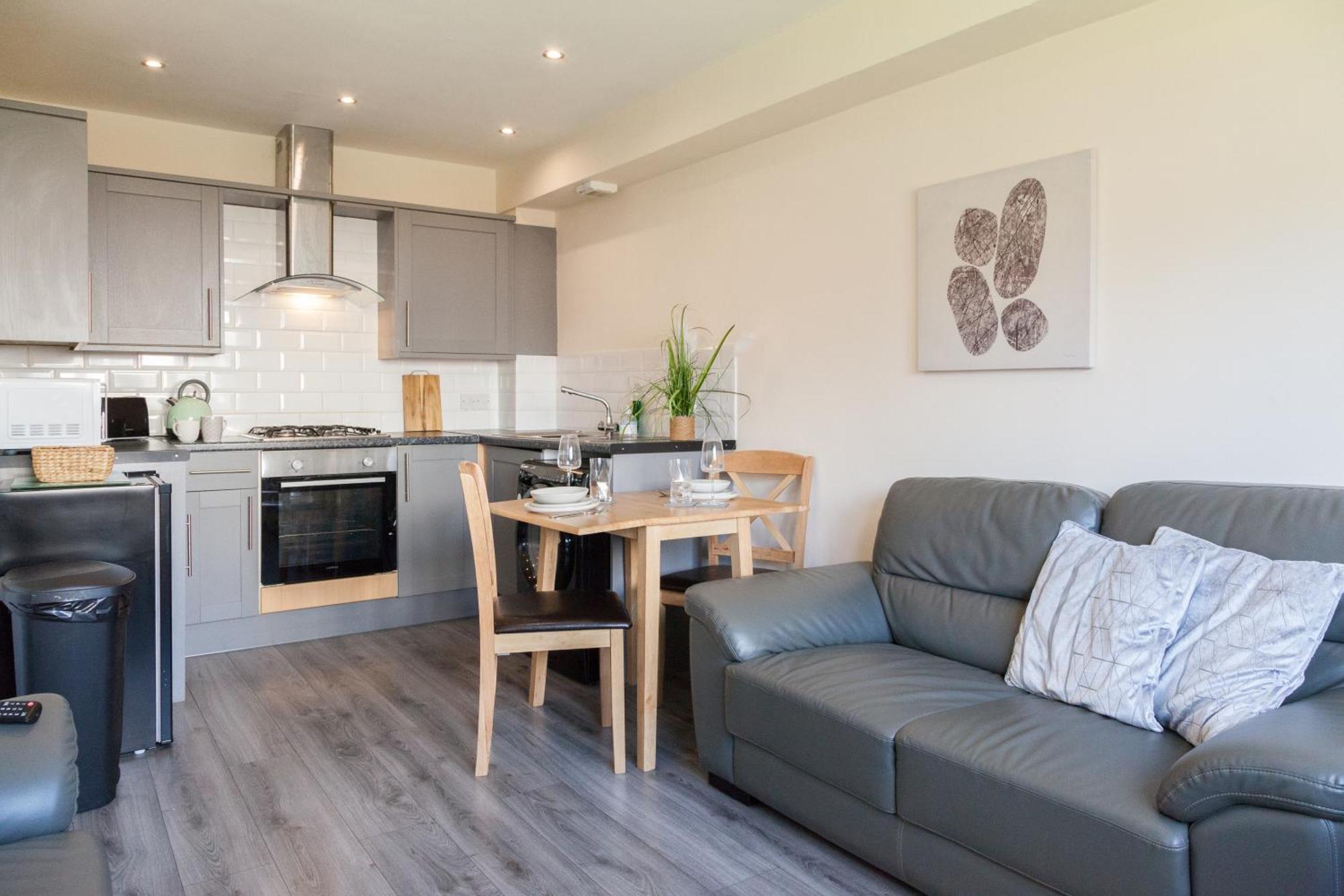Pinfold Court Apartments Knowsley Εξωτερικό φωτογραφία