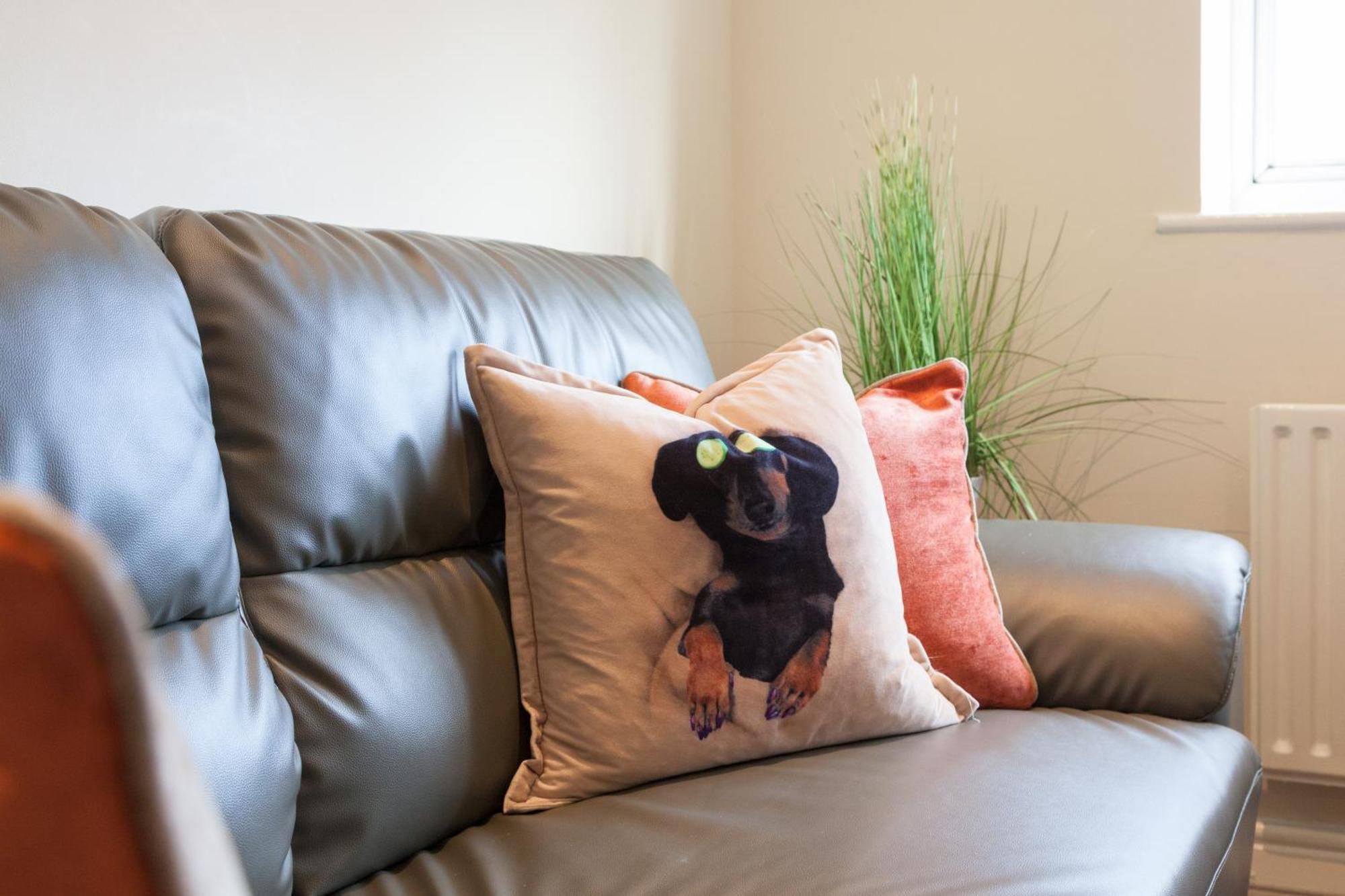 Pinfold Court Apartments Knowsley Εξωτερικό φωτογραφία